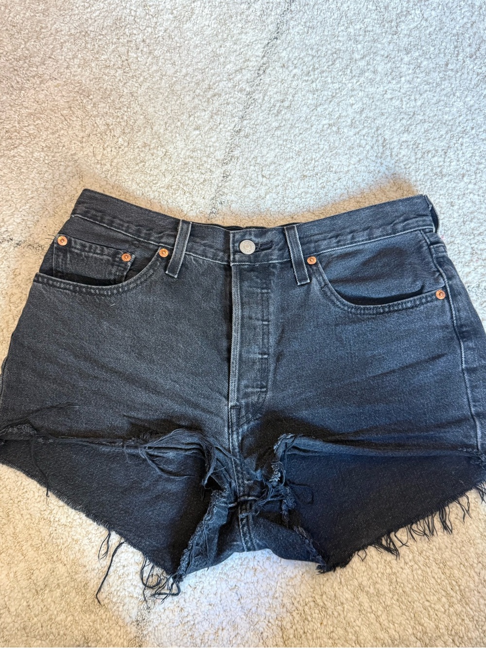 Levi's Black High-Rise Jean Shorts Size 28
